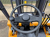 Apache HH30Z 3 ton: Diesel Forklift Truck - Gallery image 15