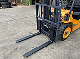 Apache HH30Z 3 ton: Diesel Forklift Truck - Gallery image 14