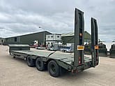 Broshuis E2130 Tri Axle Step Frame Low Loader Trailer - Gallery image 4