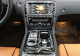 Jaguar: XJ 3.0L V6 S/C Petrol AWD Auto 4 door LWB Premium - Gallery image 12