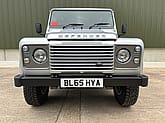 Land Rover Defender 110 XS Station Wagon 7-Seater - Gallery image 2