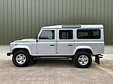 Land Rover Defender 110 XS Station Wagon 7-Seater - Gallery image 4