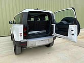 Land Rover: Defender 90 D240 S LHD - Gallery image 9
