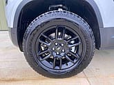 Land Rover: Defender 90 D240 S LHD - Gallery image 23