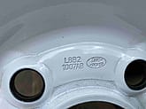 Michelin: 255/70R18 Latitude Tour HP LR Defender Rims - Gallery image 9