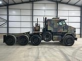 Oshkosh M1070 8x8 Heavy Equipment Transporter System (HETS) - Gallery image 5