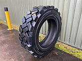 Solidboss 400/75-28 Tyres - Gallery image 2