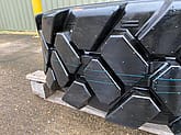 Solidboss 400/75-28 Tyres - Gallery image 5