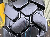 Solidboss 400/75-28 Tyres - Gallery image 6