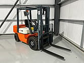 Yang FT CPCD30 3 ton : Diesel Forklift Truck - Featured image
