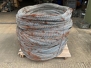 1x Pallet of Unissued Galvanised Razor Wire