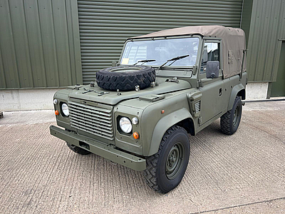 Land Rover TUL Wolf 90: Soft Top RHD