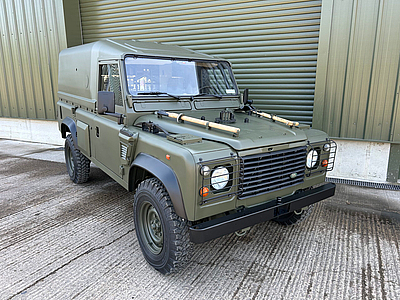 Land Rover TUM Wolf 110: Hard Top LHD