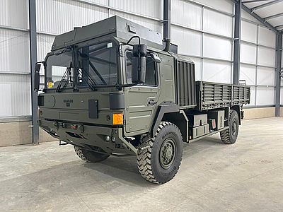 MAN HX60 : 4x4 Flatbed truck