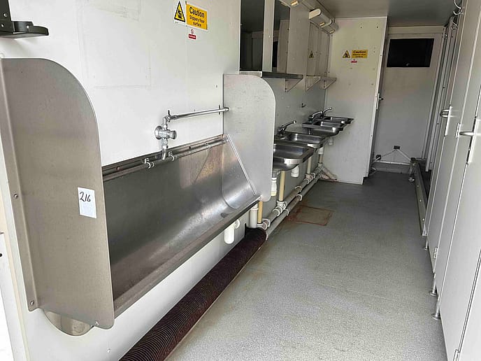 20ft ISO Ablutions unit: DROPS Integrated - Gallery image 8