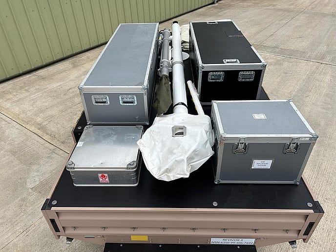 Airborne Industries Aerostat Surveillance Trailer Revivor II - Gallery image 16