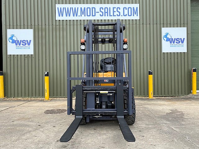 Apache HH30Z 3 ton: Diesel Forklift Truck - Gallery image 12