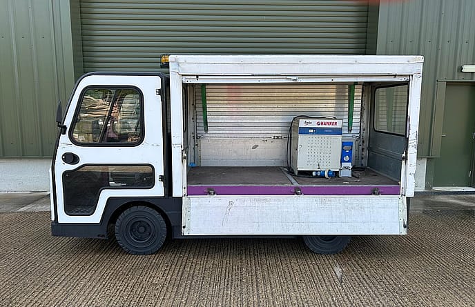 Bradshaw Electric FB3 3000kg Load Carrier - Gallery image 6