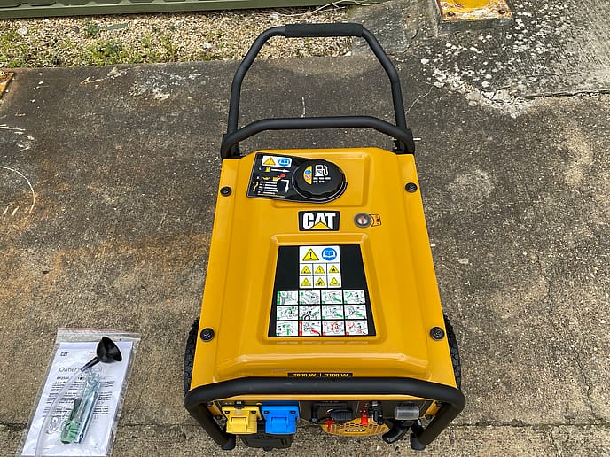 Caterpillar RP3100 2.8kVA Portable Generator - Gallery image 9