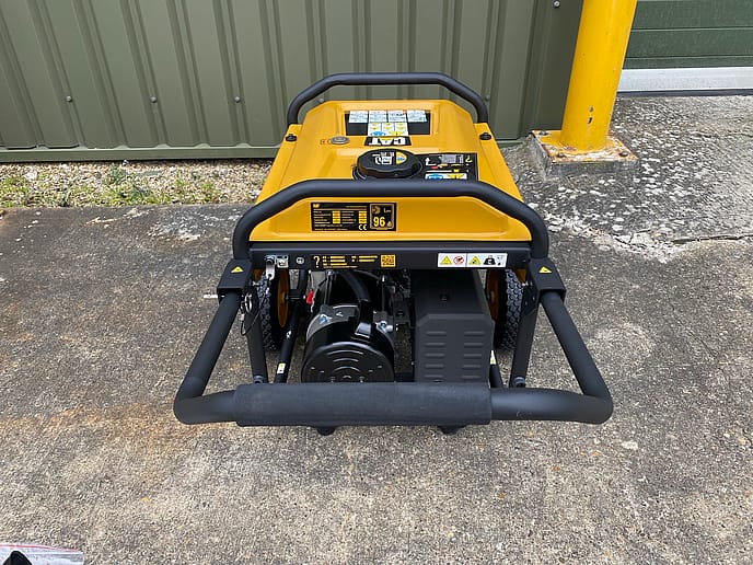 Caterpillar RP3100 2.8kVA Portable Generator - Gallery image 7
