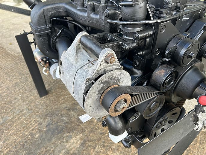 Cummins 6BT5.9 Turbo Diesel : 6 Cylinder Engine Take Out - Gallery image 11