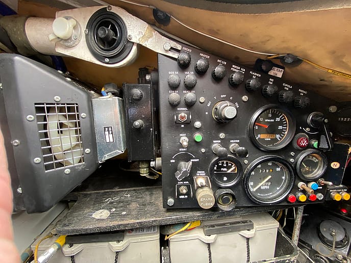 CVRT Samson Armoured Recovery Vehicle - Gallery image 39