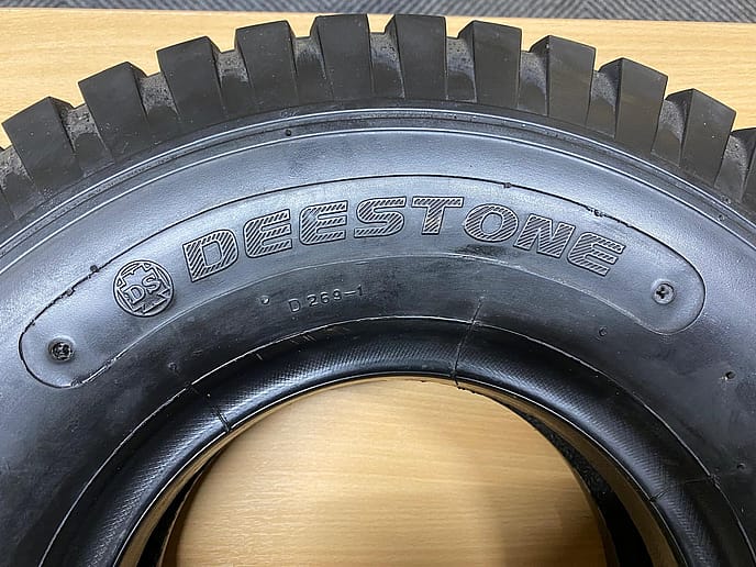 Deestone 6.00x9 tyre Unused - Gallery image 4