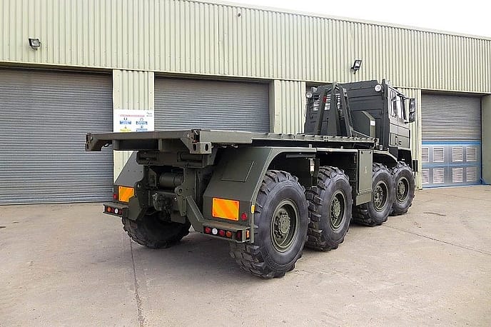 Foden 8x6 DROPS LHD Hook Loader - Gallery image 10