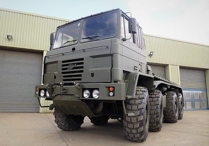Foden 8x6 DROPS LHD Hook Loader - Gallery image 3