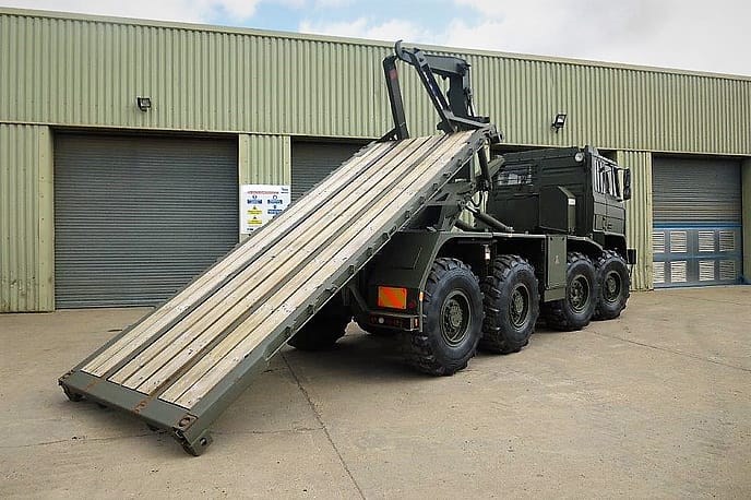 Foden 8x6 DROPS LHD Hook Loader - Gallery image 4