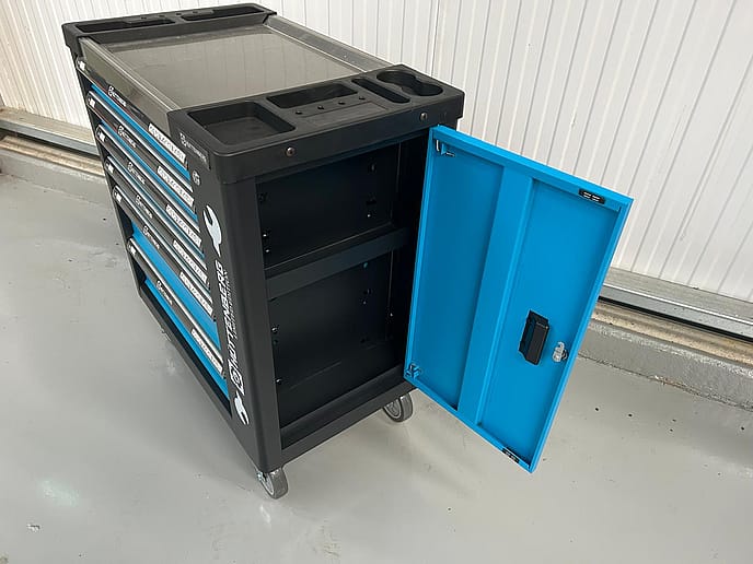 Huttenberg Roll cab 6 drawer Tool cabinet: Complete with tools - Gallery image 7