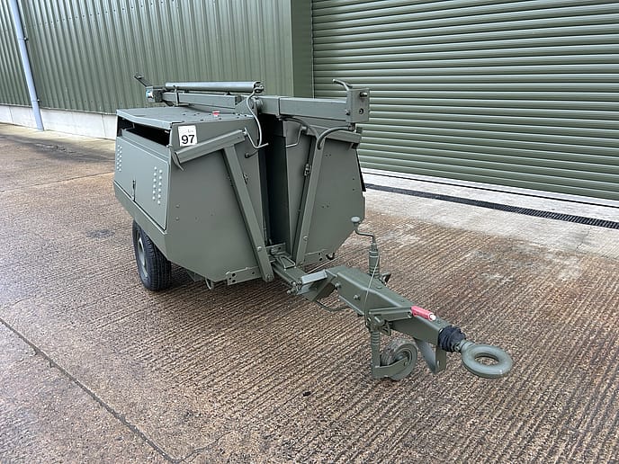 Hylite TS2-5 Fast Tow Lighting Tower with power generation - Gallery image 2