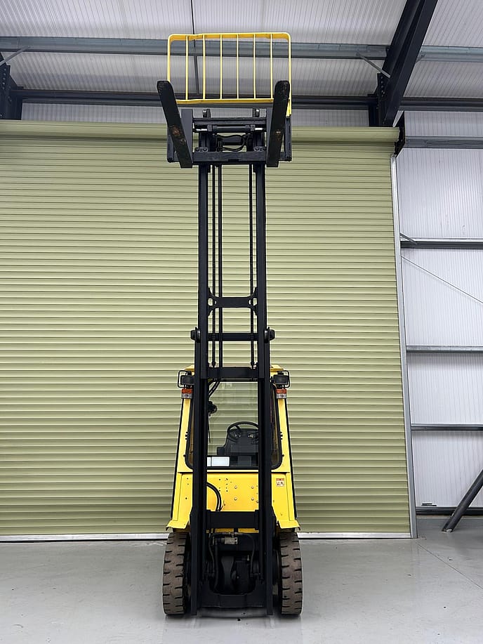 Hyster H2.50 XM : Diesel Forklift Truck - Gallery image 3