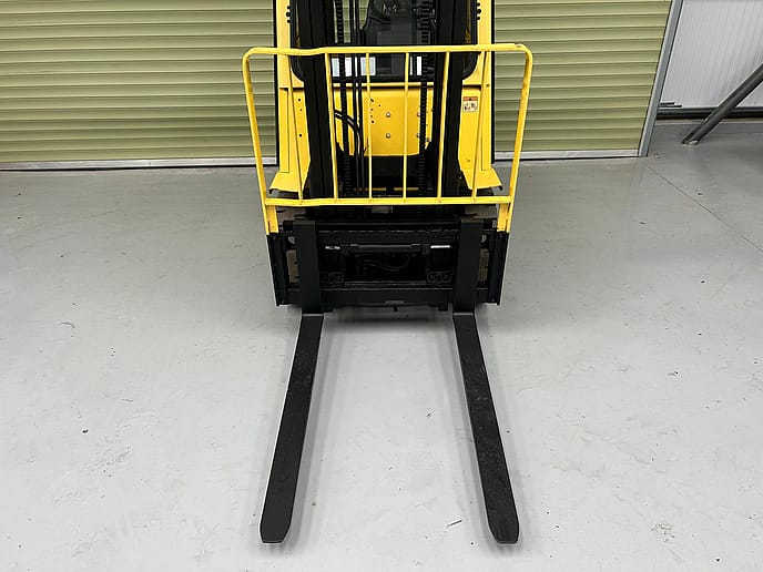 Hyster H2.50 XM : Diesel Forklift Truck - Gallery image 6