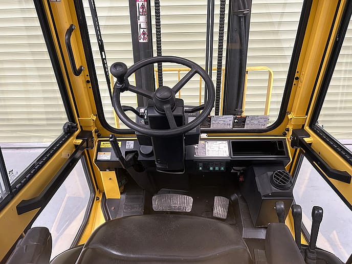 Hyster H2.50 XM : Diesel Forklift Truck - Gallery image 7