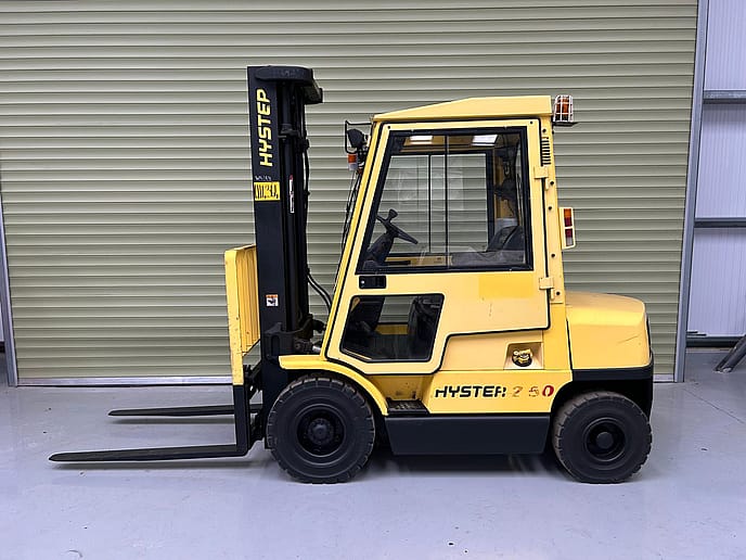 Hyster H2.50 XM : Diesel Forklift Truck - Gallery image 18