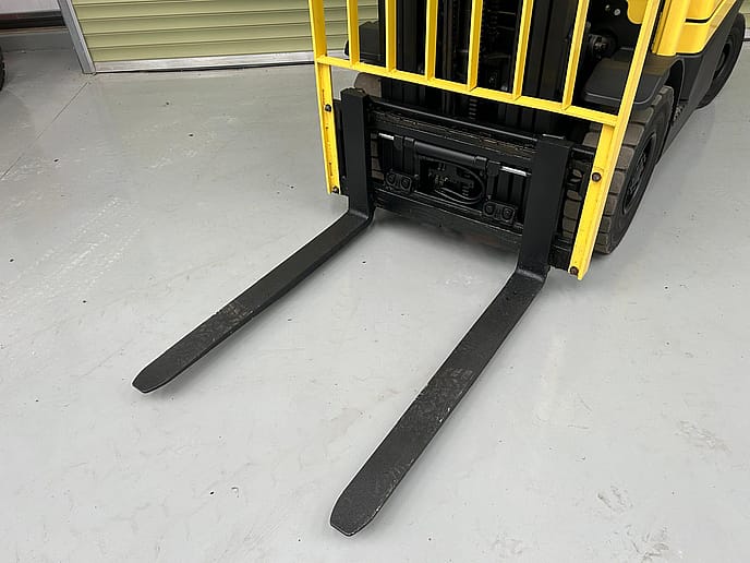 Hyster H2.50 FT Diesel Forklift Truck - Gallery image 14