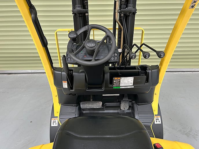 Hyster H2.50 FT Diesel Forklift Truck - Gallery image 13