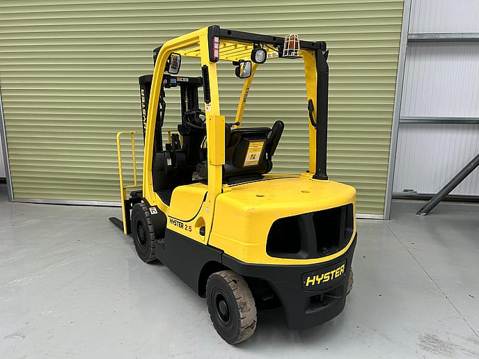 Hyster H2.50 FT Diesel Forklift Truck - Gallery image 8