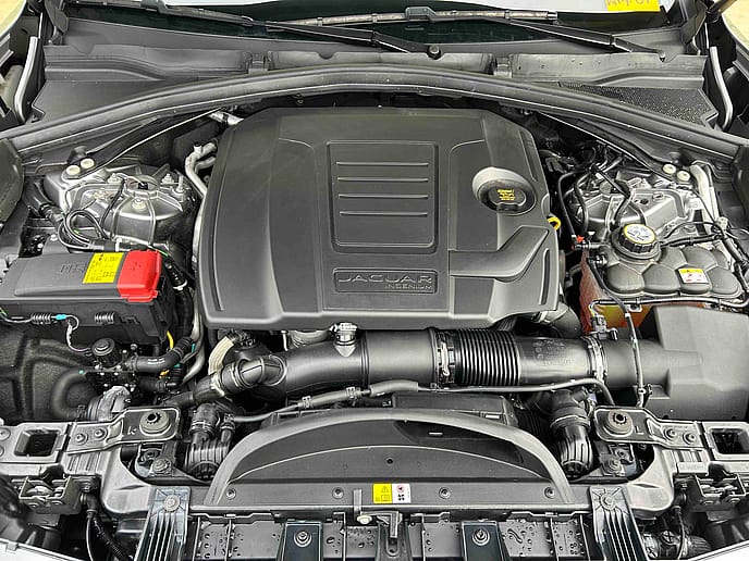 Jaguar: F Pace P400e R Dynamic HSE LHD - Gallery image 26