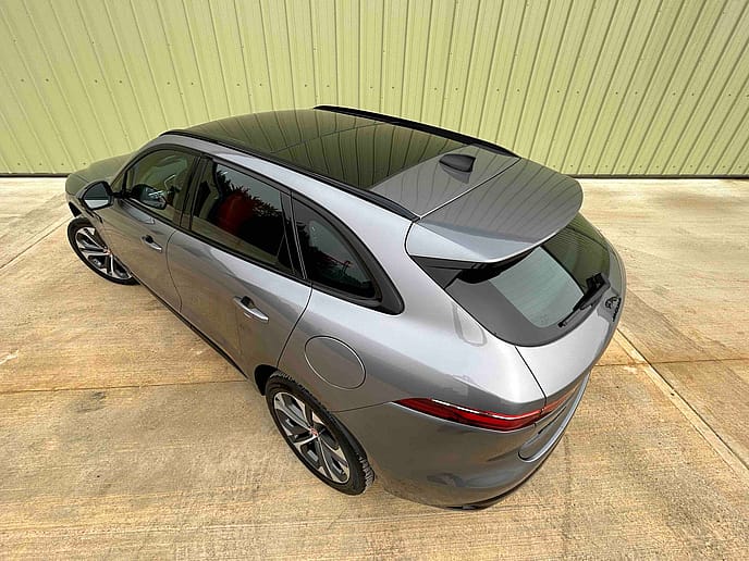Jaguar: F Pace P400e R Dynamic HSE LHD - Gallery image 27