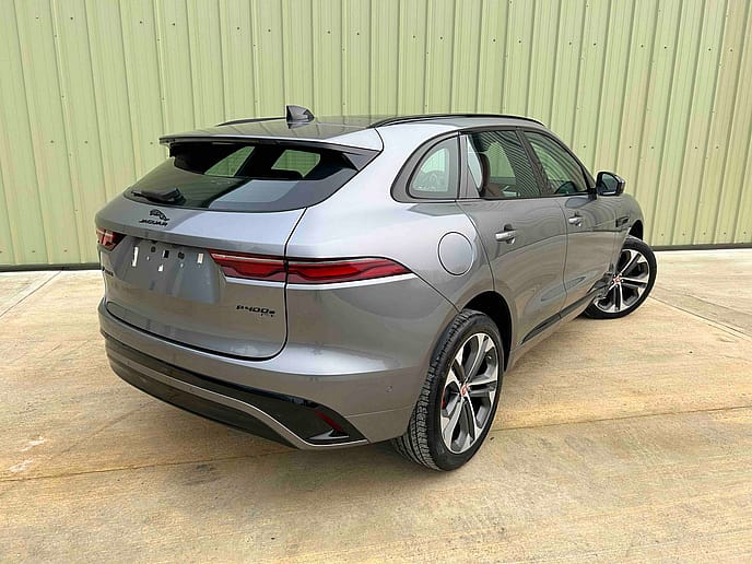 Jaguar: F Pace P400e R Dynamic HSE LHD - Gallery image 6