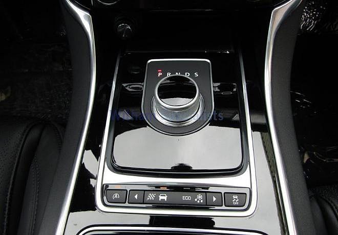 Jaguar: XF 3.0 S/C Prestige LHD - Gallery image 9