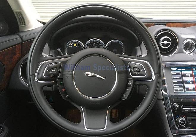 Jaguar: XJ 3.0 V6 AWD Auto Premium LWB - Gallery image 16