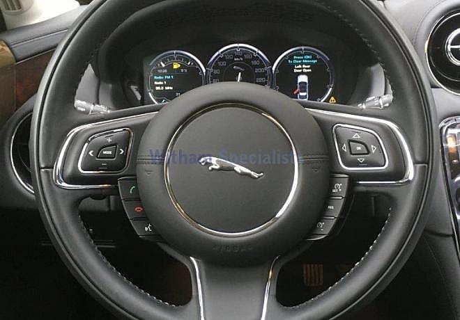 Jaguar: XJ 3.0L V6 S/C Petrol AWD Auto 4 door LWB Premium - Gallery image 18