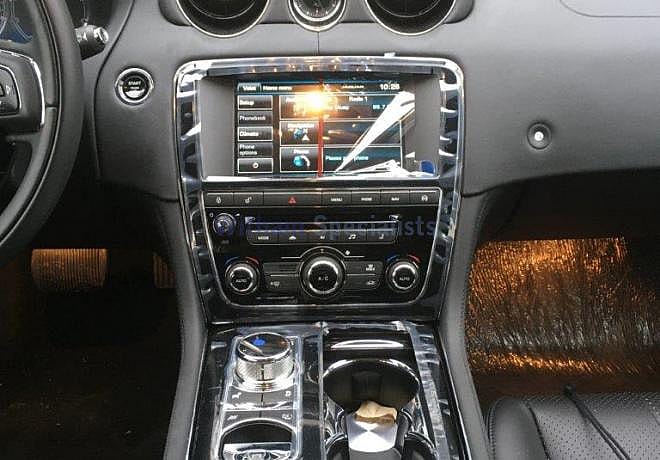 Jaguar: XJ 3.0L V6 S/C Petrol AWD Auto 4 door LWB Premium - Gallery image 19