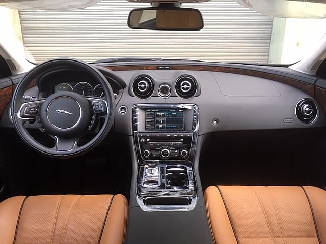 Jaguar: XJ L 3.0 V6 S/C Premium Luxury AWD LHD - Gallery image 11