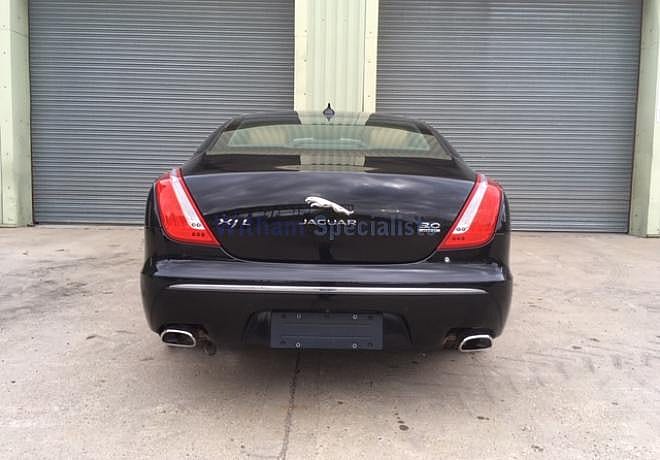 Jaguar: XJ L 3.0 V6 S/C Premium Luxury AWD LHD - Gallery image 6