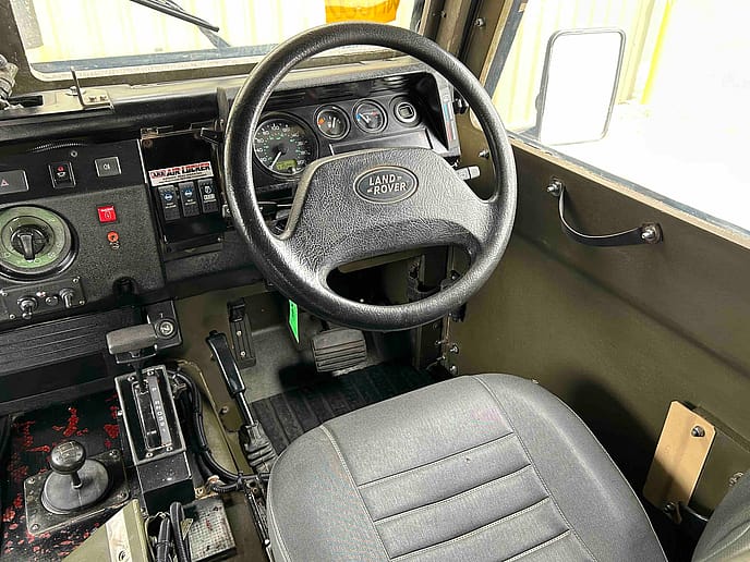 Land Rover : 110 Vixen+ Protected Patrol Vehicle - Gallery image 13