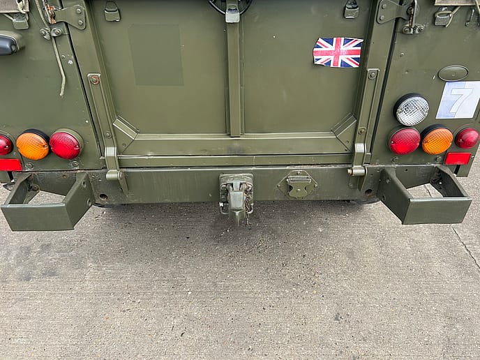 Land Rover TUM Wolf 110 RHD 2.5lt 300Tdi Soft Top - Gallery image 19